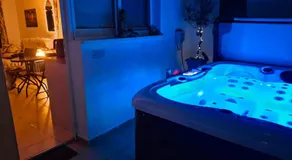 ATLANTIS Penthouse Apartment with Jacuzzi plus Pool and Sea Views - Image 4