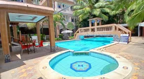 Premier Guest Residence Hotel - Image 2