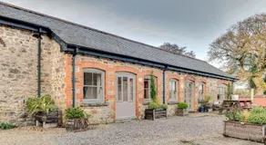 The Loft at Duffryn Mawr Self Catering Cottages - Image 3