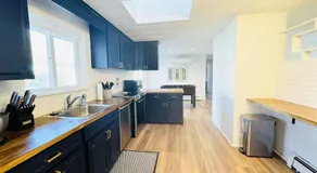 Spacious Poolside Boston Stay Sleeps 8 Pet Friendly - Image 4