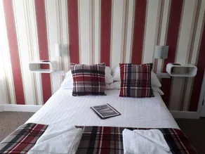 Balmoral - Image 4