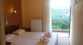 Hotel Themisto - Image 2