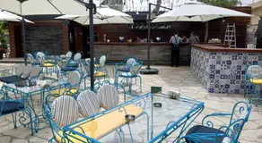 GARDEN HOTEL - Image 5