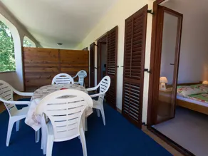 Apartment in Vantacici near the Sea - Image 1