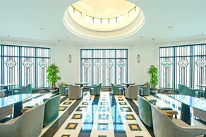 Jin Jiang Hotel - Image 4