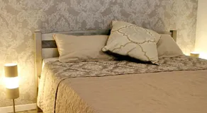 New! Cozy Apartment with Free guarded parking - Image 4
