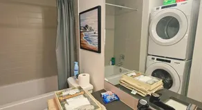Cozy 2BR Basement Suite in Vermilion Hill SW Calgary - Image 2
