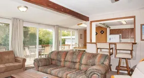 Lake Point Hideaway - Image 2