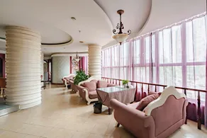 Tianhe Hotel - Image 2