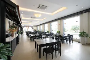 Hung Long Harbour Hotel - Image 5