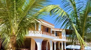Hotel Cocos Inn - Image 4