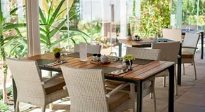 Mo & Rose's Nature Retreat - Image 3