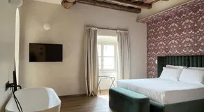 PALAZZO SOLARO Boutique & Luxury Suites - Image 2