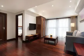 Pa Zhou Plaza Hotel - Image 2