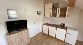 Old Town Apartments S12 - Image 3