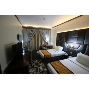 Mayfair Hotel - Image 2