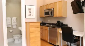 Charming Studio in Boston Brownstone, #6 - Image 3