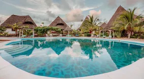 Exploreans Beach Club & Villas Watamu - Image 2