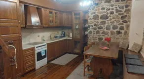 Andromahi Stone House - Image 3