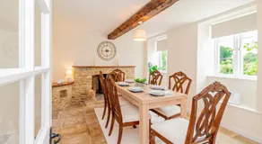 Farmhouse Retreat, 4 Bed, Pet Friendly - Image 2