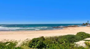 Golden Sands 1 - Absolute Beachfront - Image 4