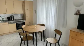 Ferienwohnung Möwe mit Balkon und einem Strandkorb im Sommer - Image 3