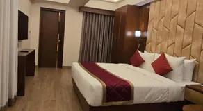 Hotel Pentagon - Image 2