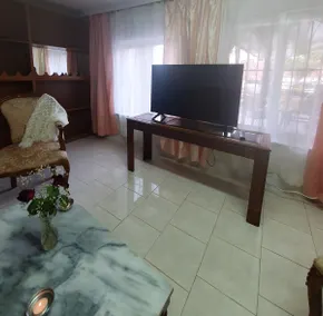 House of Tasia - Image 3