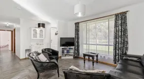 6 Simpson Rd Encounter Bay - No Linen Included - Image 2