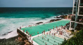 The Serene Urban Retreat - Harbour Views & Pool - Image 5