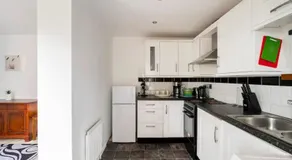 Lovely one bedroom flat. - Image 3