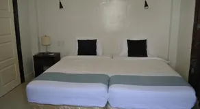 Lagoon beach resort - Image 2