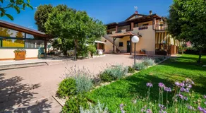 I Lecci Guesthouse - Image 5