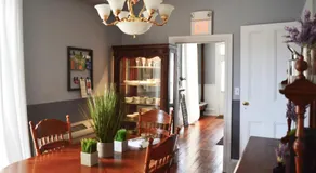Mountain View Suites - Image 3