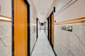 Super Collection O Kosad Railway Station Formerly Hotel Royal Orbits - Image 4