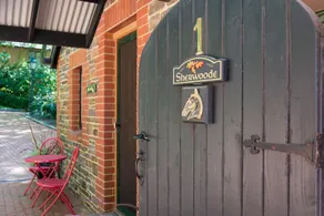 Sherwoode - Image 5