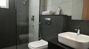 Hotel Cachet - Image 2