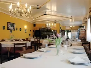 Hostal Restaurante La Cepa - Image 4
