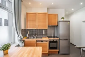 Lively City Getaway for 10 Near Meir - Image 5