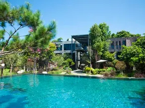 One house - Image 2