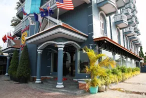 King Fy Hotel - Image 5