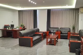 Sanhe Hotel - Image 4