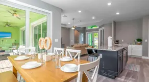 Sea La Vie Beach House - Image 3