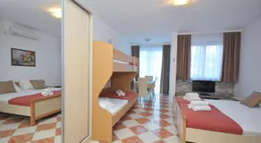 D&D Appartements Budva 3 - Appartement avec 4 lits (Studio) - Image 2