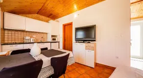 Apartments Villa Mirakul - Image 2