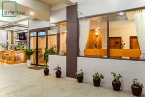 SERENE Stays Hotel - Image 4