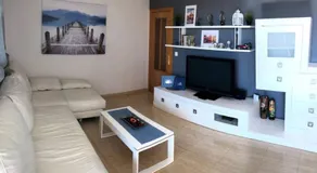 Beautiful apartment with swimming pool and beach - Image 2