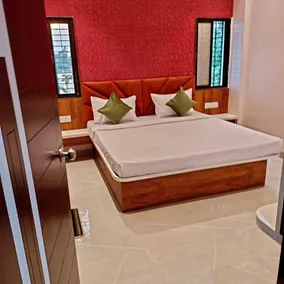 Hotel Grand - Image 5