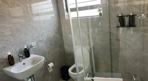 Village Walk Guesthouse - Image 3