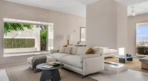 Luxury Villa & private pool by ELE Apartments - Image 2